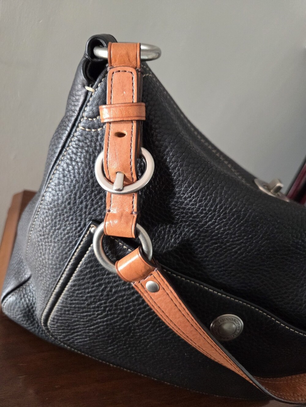 Coach 2006 Chelsea Pebbled Leather Shoulder Bag  (10132) - Picture 7 of 12